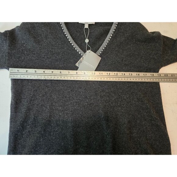 Neiman Marcus Cashmere Collection XS Charcoal Gray V-Neck Sweater - Picture 5 of 6